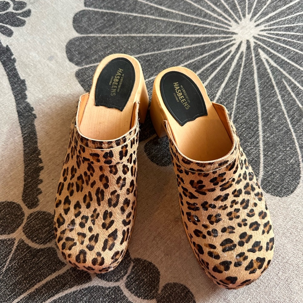 Swedish Hasbeens Leopard-Print Clog Mules in Tan and Black